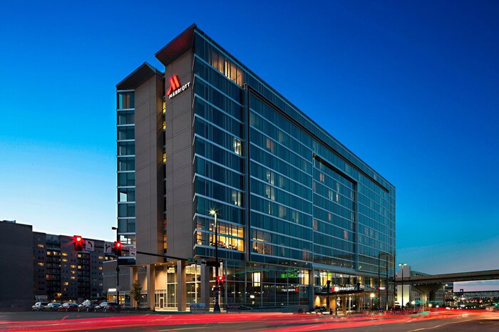 Omaha Marriott Building Exterior